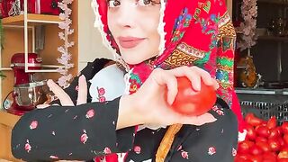 To mahh toooo???????? #abirzkitchen #tomatoes