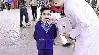 Cute baby / informative