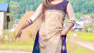 Girls dancing