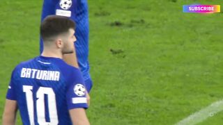 Football Match _ Вауеrn Мunісh vѕ Dіnаmо Ζаgrеb