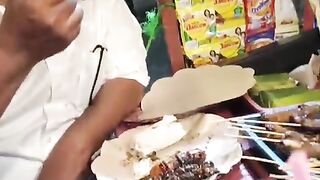 Eat with my friends
