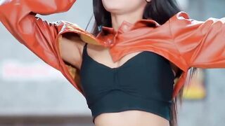 Girl Dances to Latest K-Pop Song - Mastering Every Move with Flawless Precision! #KpopDance #TrendingChallenge