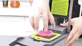Versatile 2in1 Vegetable Cutter and Extractor Gadget