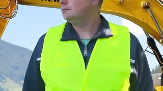 Witness the incredible precision and expertise of professional excavator operators! ????????