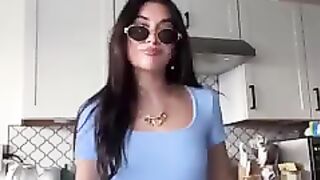 Go Braless in seconds with the