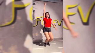 Indian Girl Anamika Anand Dance 5