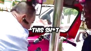 Speed crashes Tuk Tuk ????????