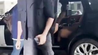 Vicky Kaushal jets off to Abu Dhabi for IIFA 2024 #vickykaushal #shorts #viral #youtubeshorts #trending #shortvideo #ytshorts