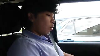 Screamer Balloon Prank In Supermarkets!!