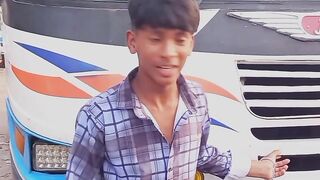 বন্ধু দেখ আমি নতুন গাড়ি কিনছি????