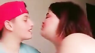 ???????????????????????? kiss????????????