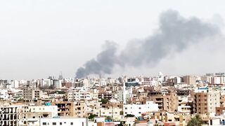 Sudan army launches major push to regain ground in Khartoum .