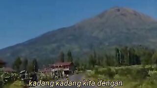 Supaya kita ditemenin Allah saat sedih dan susah ceramah ustadz Hanan attaki 2