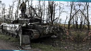 ЗА БОЕВЕТЕ ПОД УГЛЕДАР