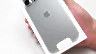 IPhone Giveaways here now .