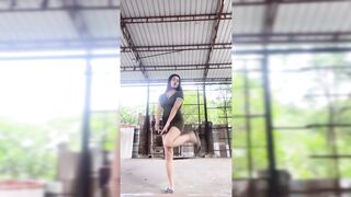 Indian Girl Pooja Bhalla Dance 16