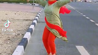 pakistani girl song zabrdast aurat