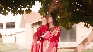 dress shooting video