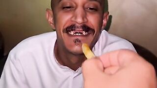 হাসতে হাসতে পেট ব্যাথা হয়ে যাবে।