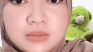 Cewek cantik berhijab