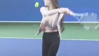Hari ini mules, tapi gpp kan ada si cantik
