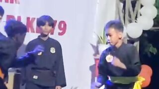 pencak silat neck cut