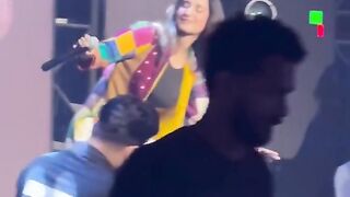 KESI TERI KHUDGRZI