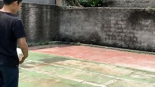 Bagaimana harimu dengan bola