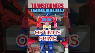 COMMANDER OPTIMUS!