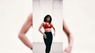 Indian girl Vinita Dance