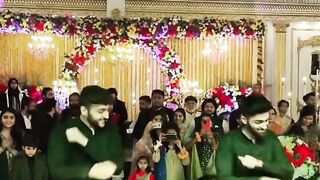 Wedding best dance 2 brothers