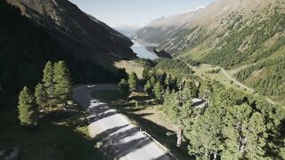 Mercedes-AMG E 53 HYBRID 4MATIC Saloon Driving Video