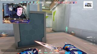 xarola leave from stream