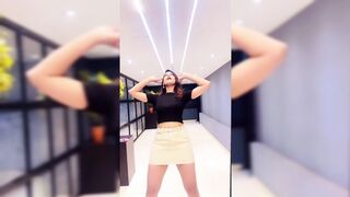 Indian Girl Indrakshi Dey Dance