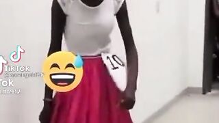 An awfully fashionista