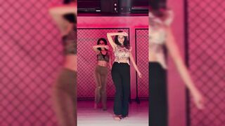 Indian Girl Garvita Jhawar Dance