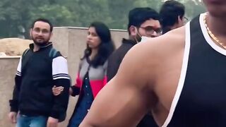 Reactions of  to Bodybuilder Physiques.