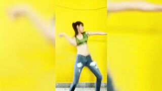 Indian Girl Shalini Aswal Dance