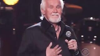 ×Lionel Richie et Kenny Rogers, regardez ça aussi