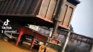 Tipping bucket