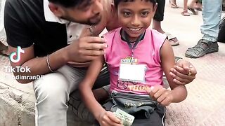 এই গুলা দেখে চোখে পানি ধরে রাখার মত নই