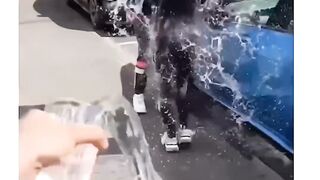 Deux Contre Un