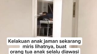Kelakuan anak jaman sekarang