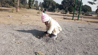 Hoorab playing stone