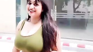 Hot girl  song