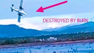 look at the seconds this plane fell like ❓????