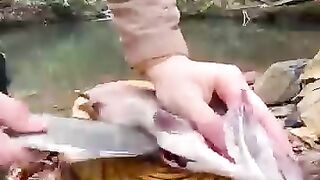 İlkel Yöntem ile Somon Alabalık Pişirme ???? - Cooking Salmon and trout with a primitive method