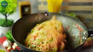 Chicken Chow Mein Recipe Restaurant Style by SooperChef