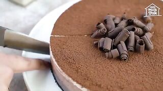 Smooth & Creamy No-Bake Chocolate Mousse Cake Recipe by SuperChef