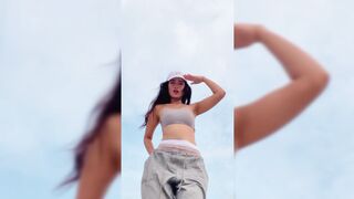 Indian Girl Komal Singh Dance